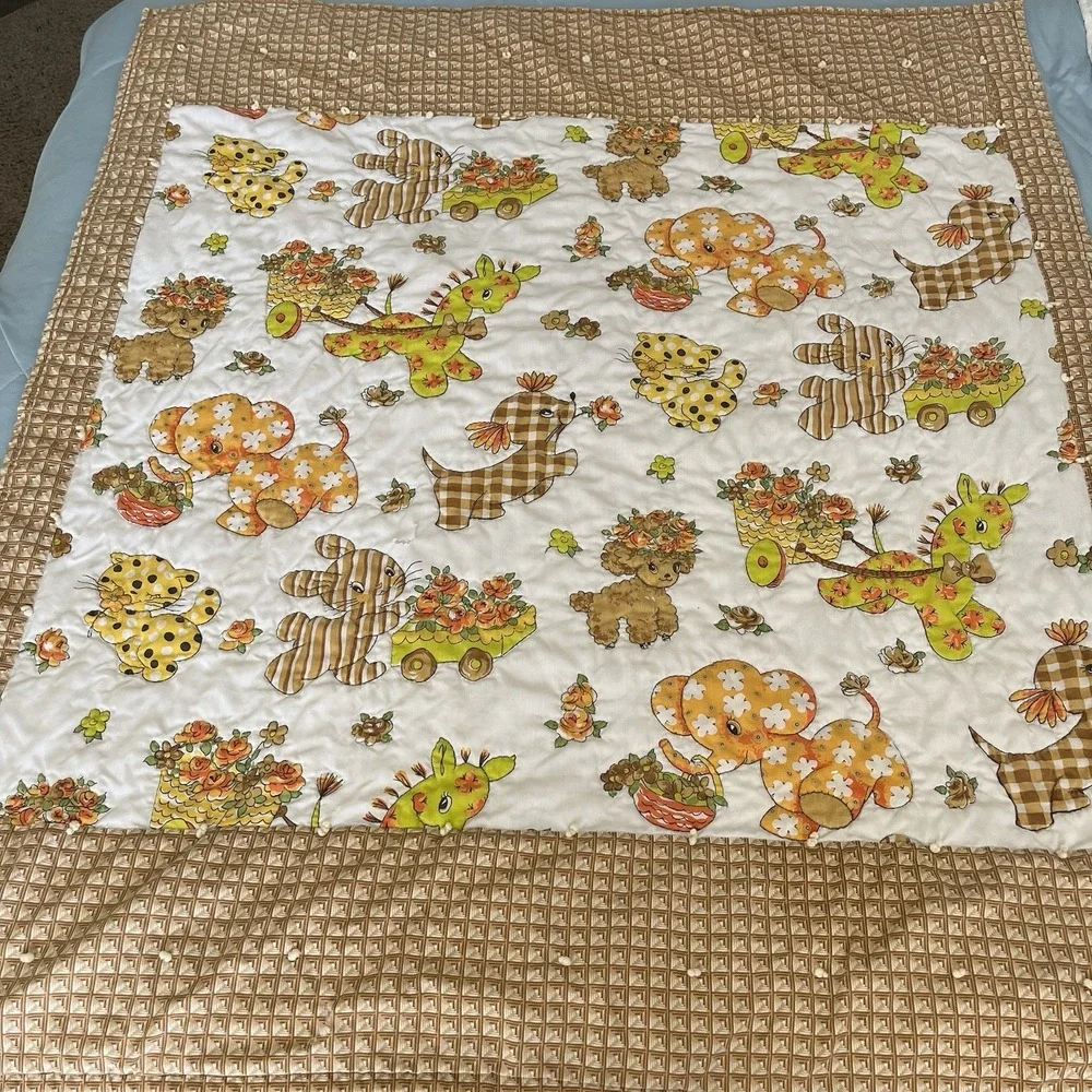 Vintage 1970s Handmade Baby Quilt